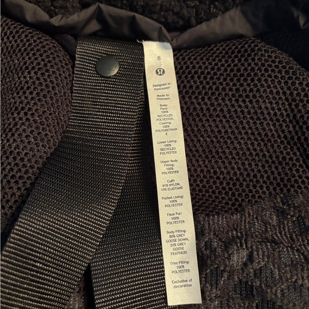 lululemon snow warrior parka size 8 like new - Picture 7 of 9